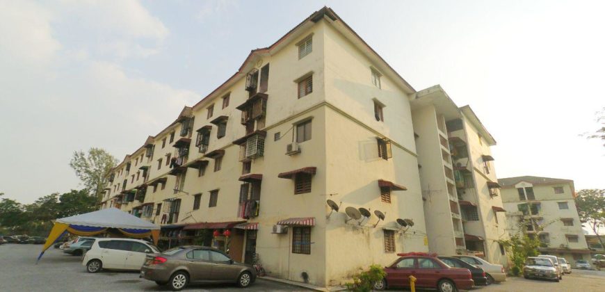 Apartment Taman Mawar, Taman Kinrara 5 (TK5) Puchong