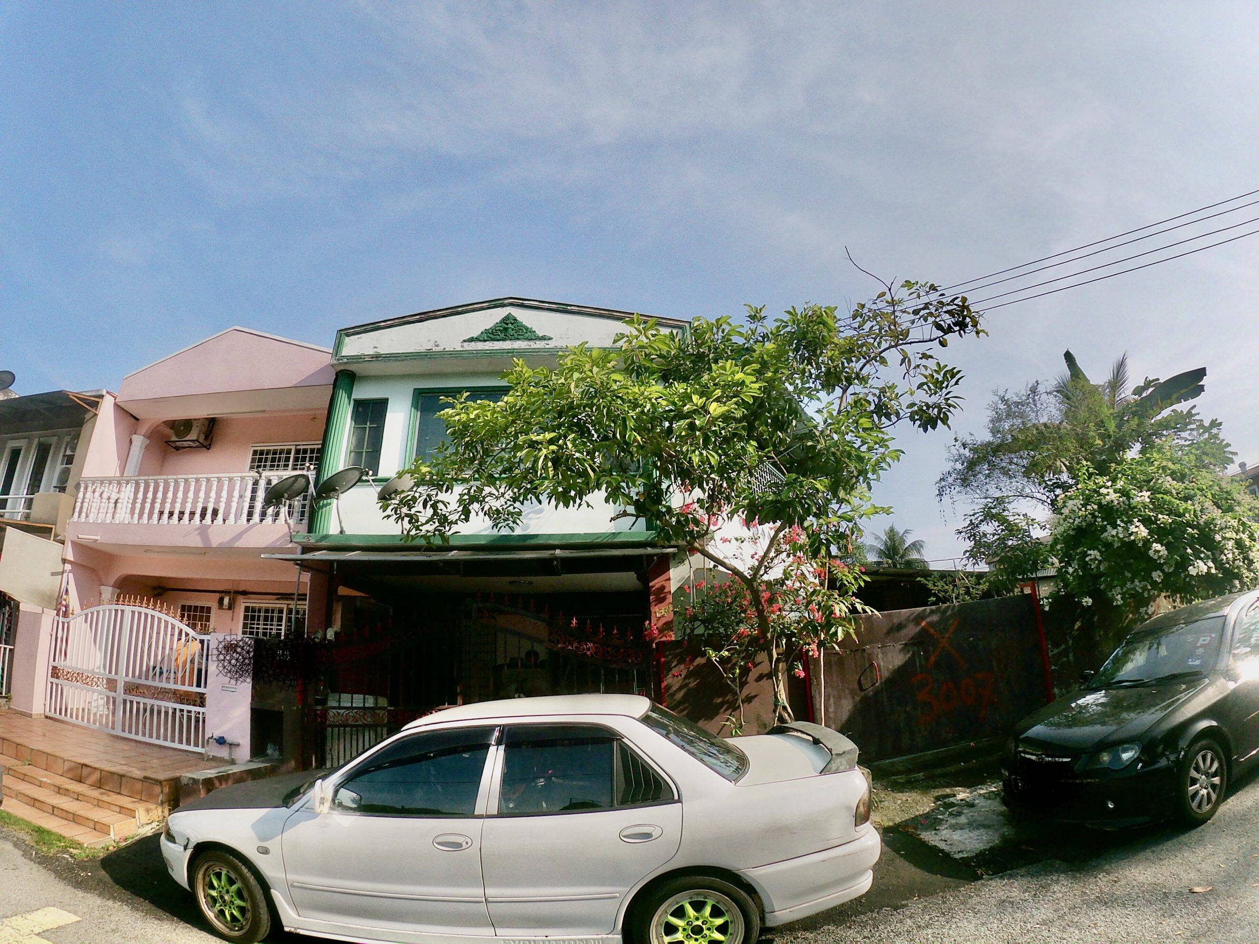FOR SALE 2 STOREY TERRACE HOUSE TAMAN KENCANA AMPANG FULLY EXTENDED WITH APPROVAL