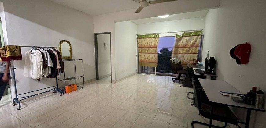 Apartment Baiduri, Seksyen 7, Shah Alam, Selangor.