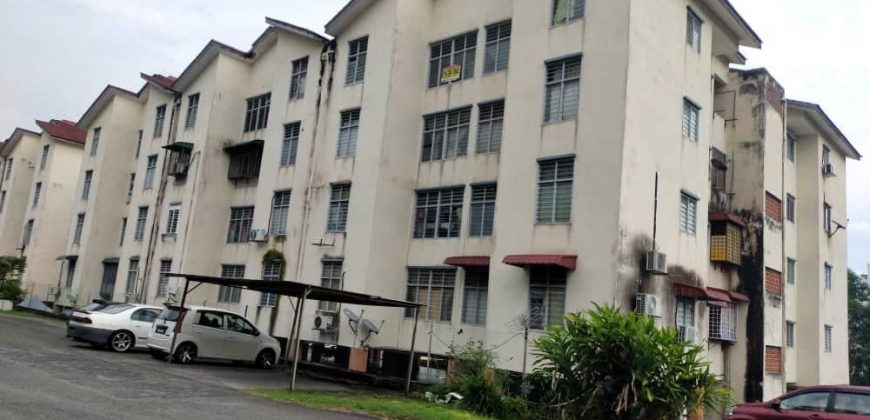 Apartment Ria Indah Taman Bukit Ria, Kajang Selangor.