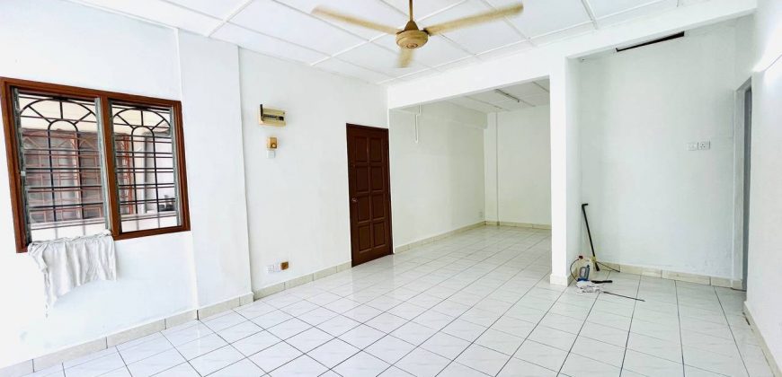 Sri Cempaka Apartments, Bandar Puchong Jaya Selangor.